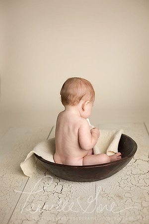 Holman 6 month Milestone session- Wilmington, NC Newborn Photographer