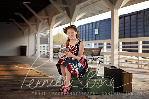 World traveling photographer, Wilmington NC Children's Portraits