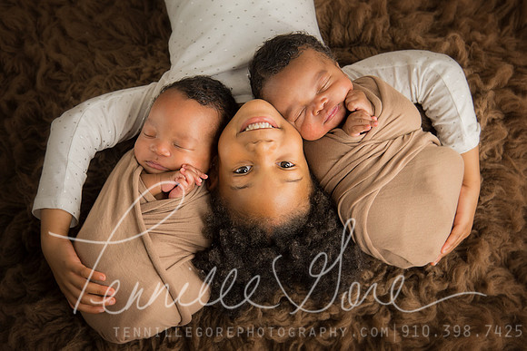 Proud big sister of twin newborn brothers- Newborn and family portrait specialist, Wilmington, NC