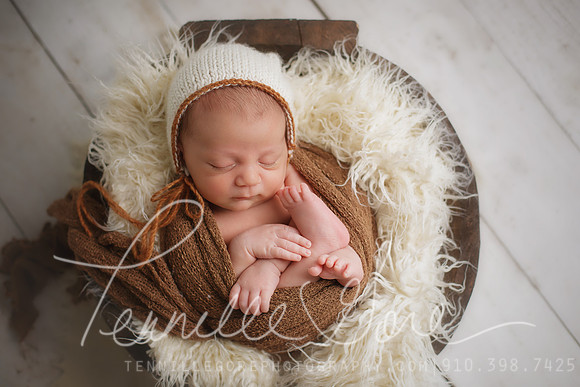 19 day old baby boy| Neutral Tones| Wilmington, NC Newborn Baby Photographer