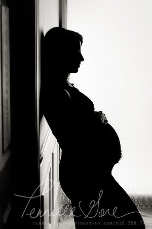 Sadolf Maternity- Wilmington NC Maternity Photographer
